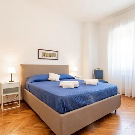 H11 Clara'S Home - Sanremo 公寓