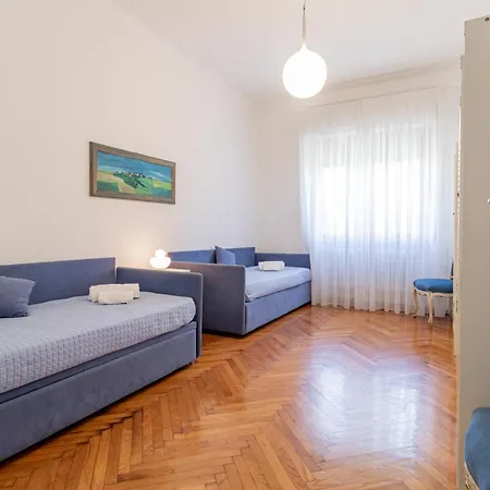 H11 Clara'S Home - Sanremo 公寓 *