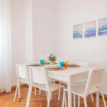 H11 Clara'S Home - Sanremo * 圣雷默